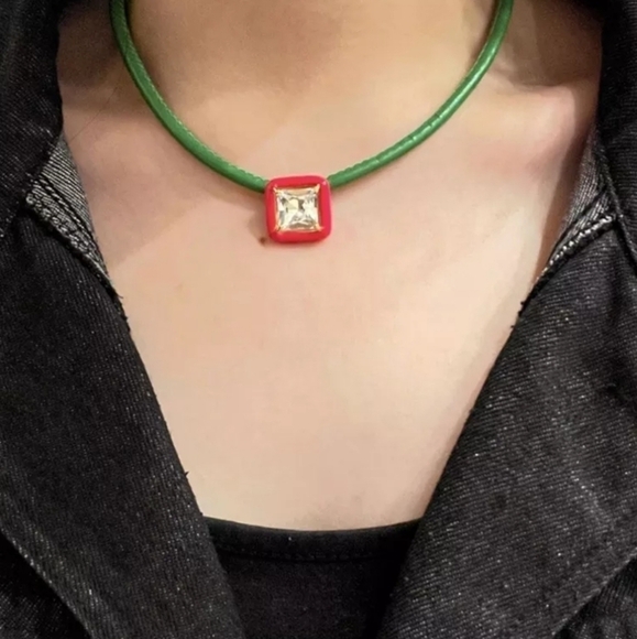 NEW Square Gem Geomatric Green Y2K Leather Necklace - Picture 1 of 12